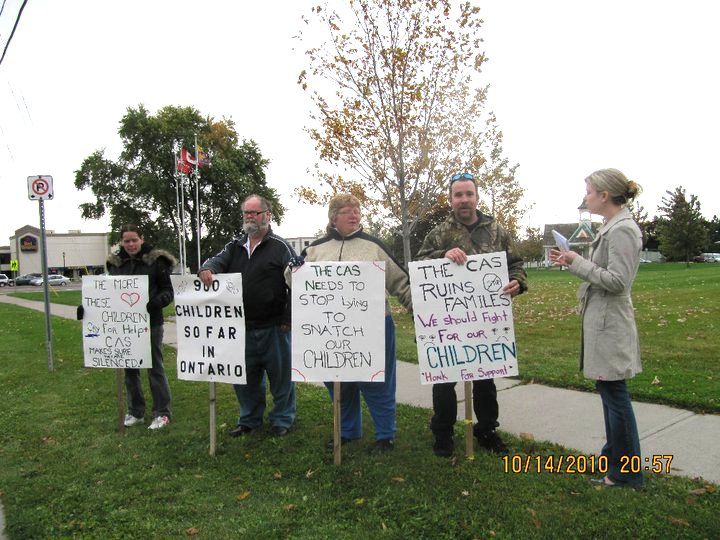 reporter speaks to Cobourg Ontario rally for CAS accountability