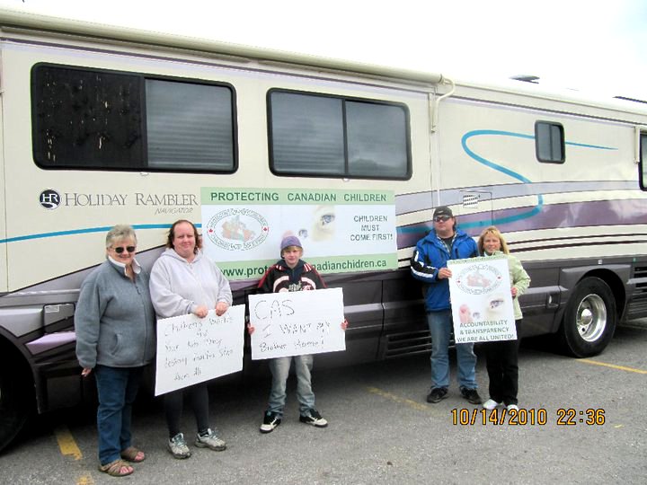 Cobourg rally in front of Plourdemobile