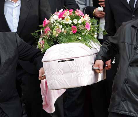 casket for girl who died anonymously in foster care